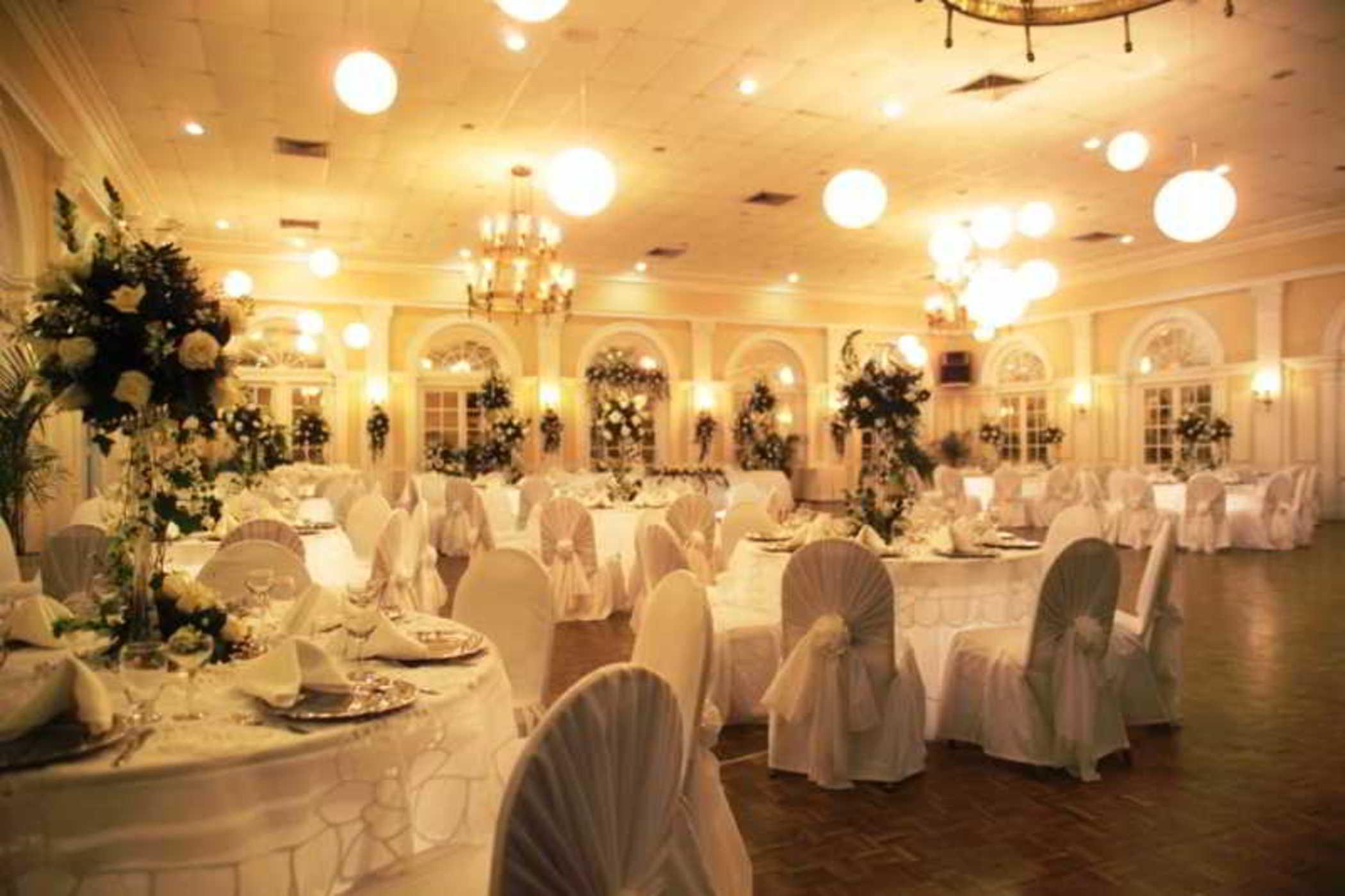 Hotel El Prado Barranquilla  Esterno foto The ballroom at the Hotel du Pont